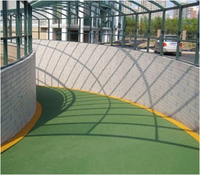 坡道无震动止滑道路是一种新型的车库坡道防滑产品,属于水性地坪.适用于各种停车场,亦适用于磨损度较大的其它需防滑各种地面.